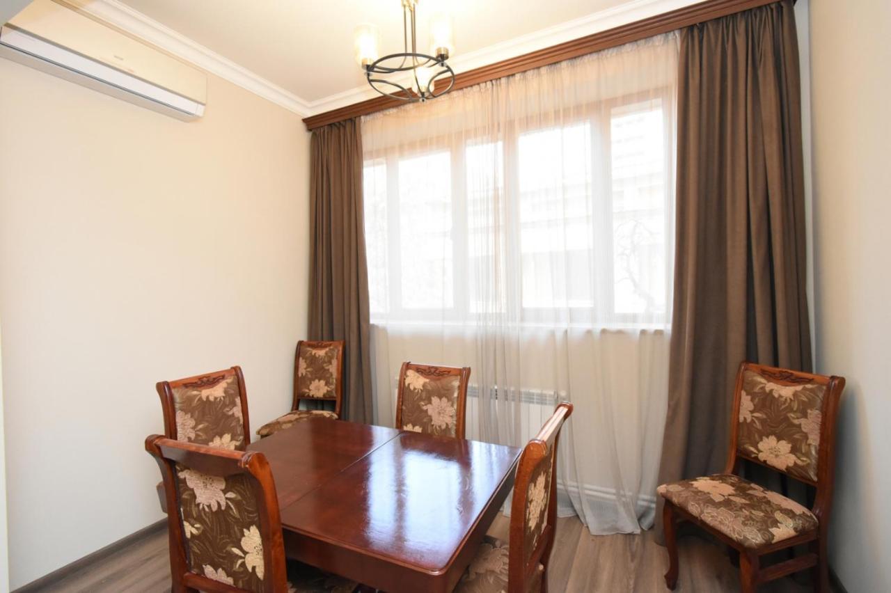 Yerevan Home Exterior foto